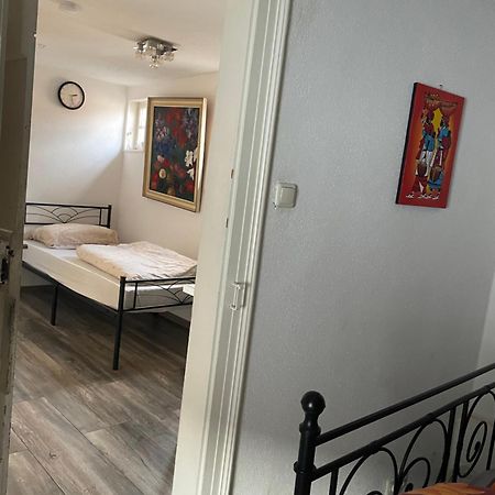 Gaestehaus Linden -Zweibettzimmer Esterno foto