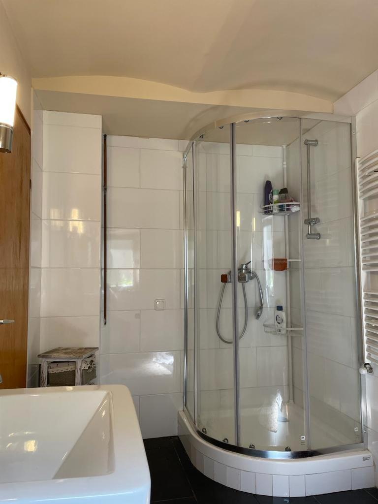 Gaestehaus Linden -Zweibettzimmer Esterno foto